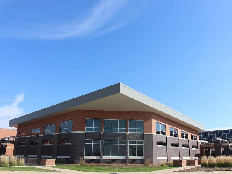 Prairieview School 9th grade building